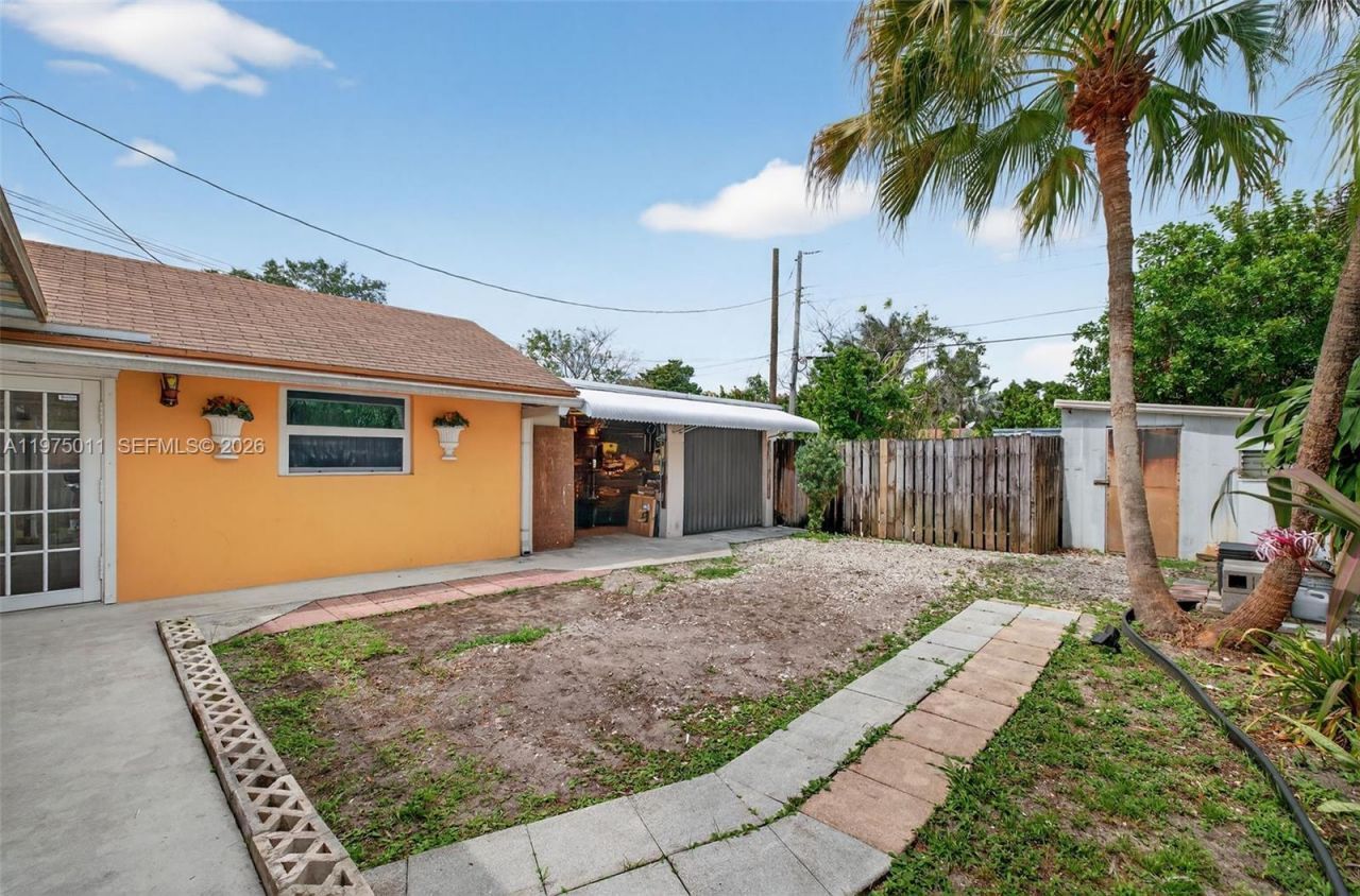 2543 Liberty St, Hollywood, FL 33020 Photo
