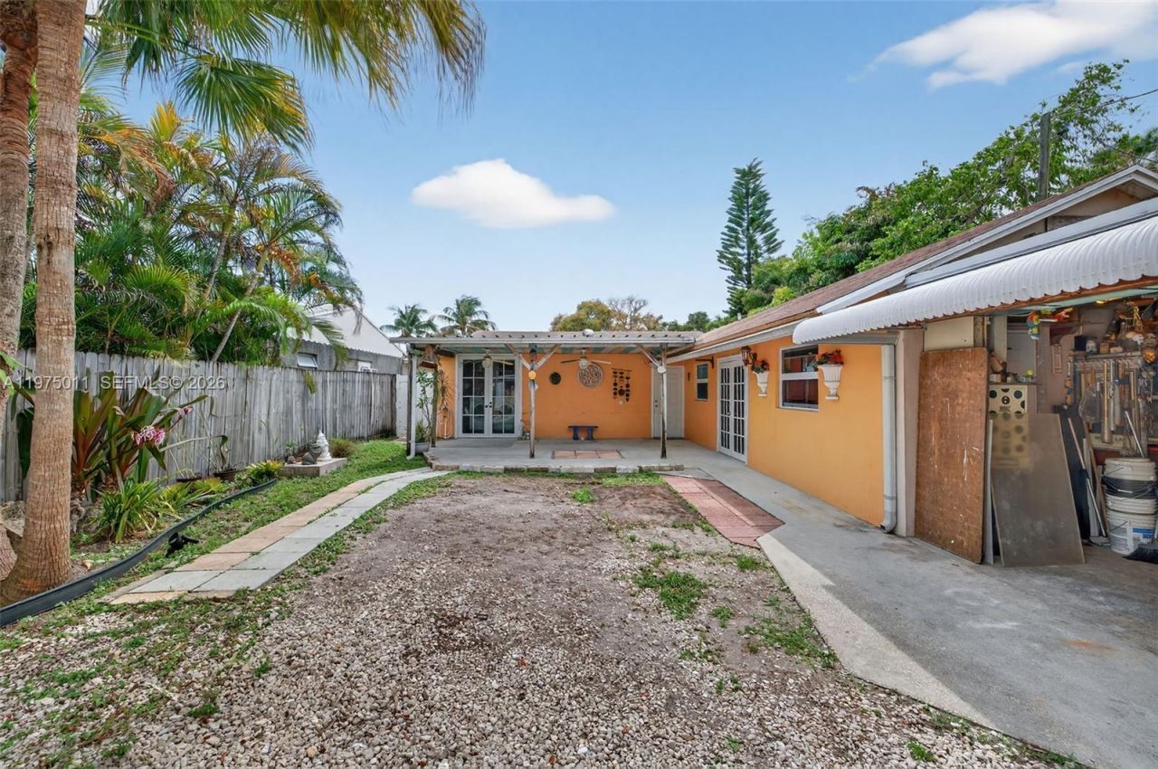 2543 Liberty St, Hollywood, FL 33020 Photo