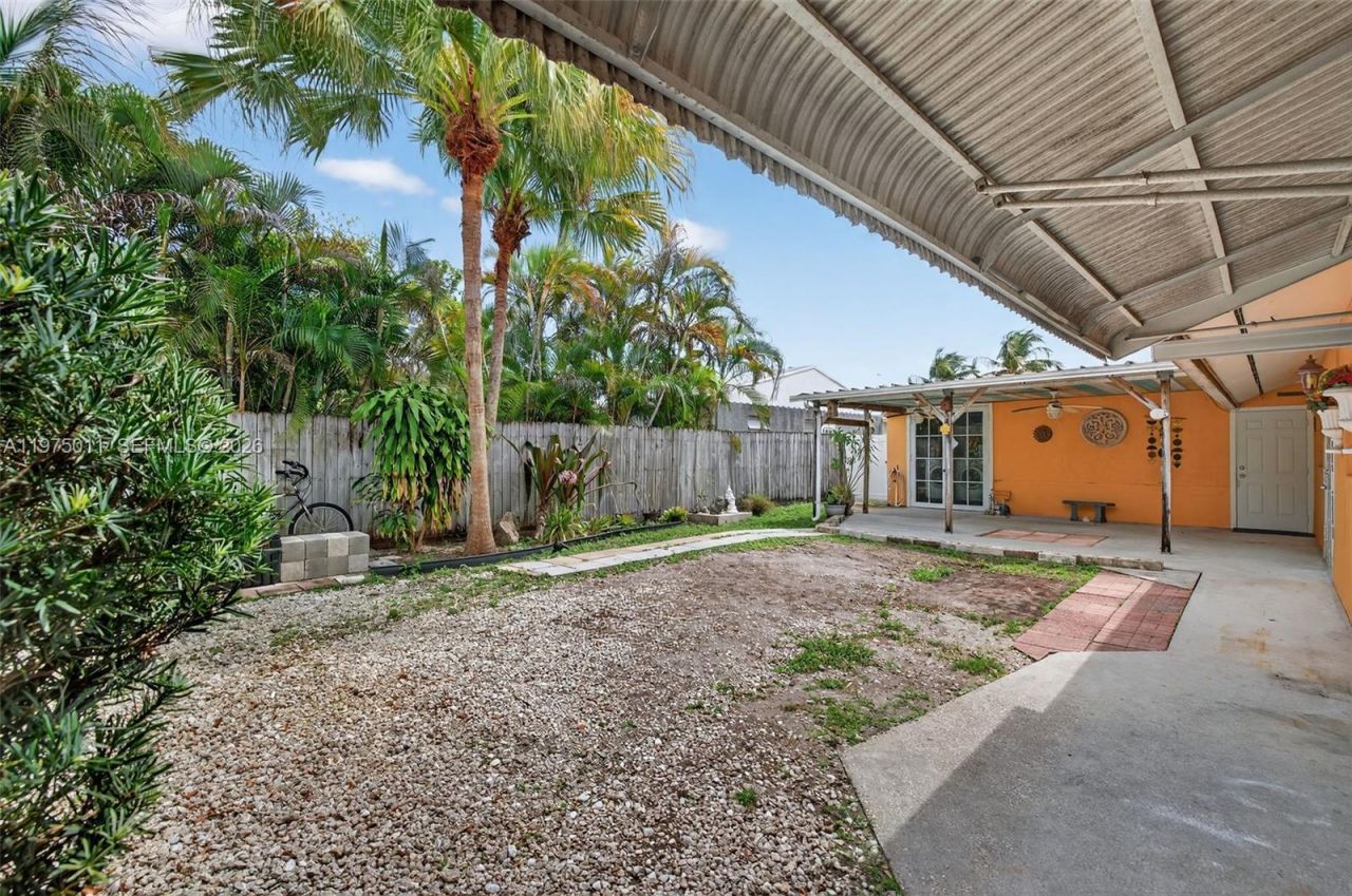 2543 Liberty St, Hollywood, FL 33020 Photo