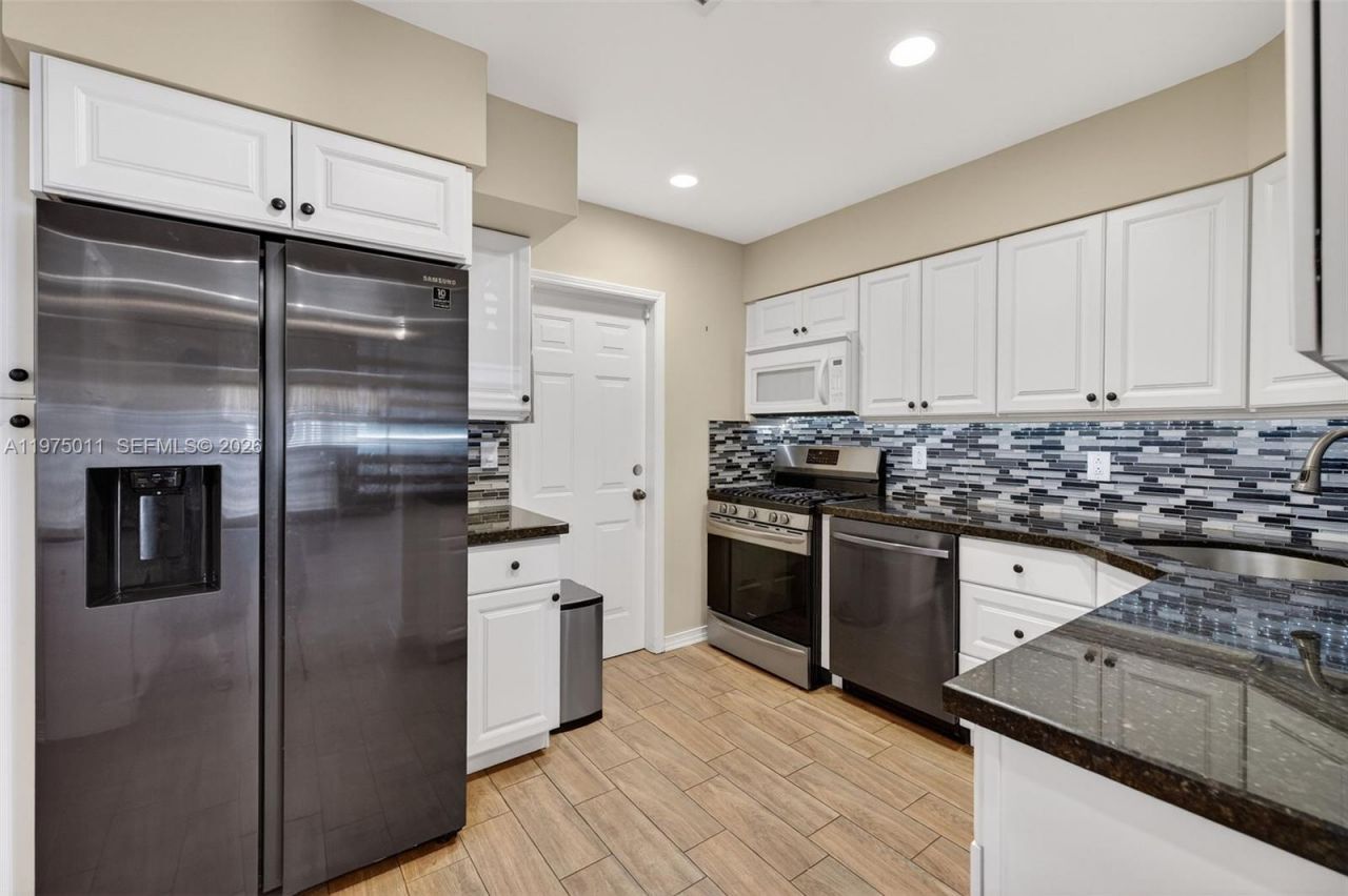 2543 Liberty St, Hollywood, FL 33020 Photo