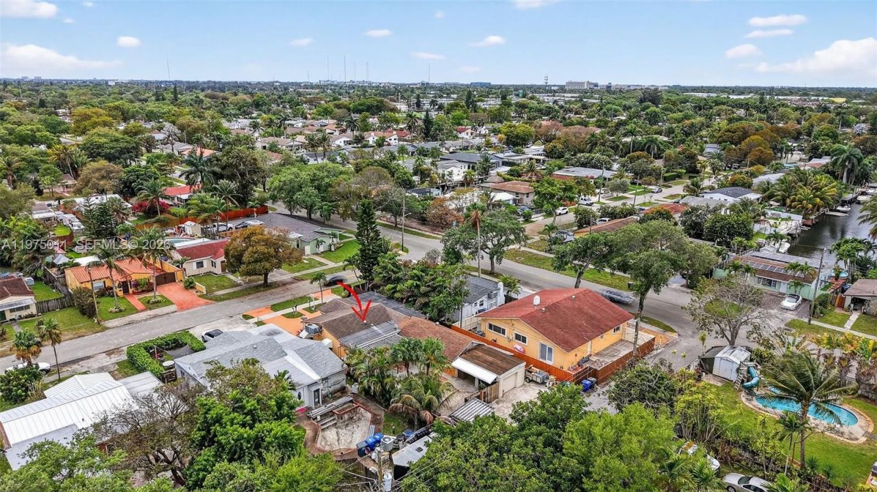 2543 Liberty St , Hollywood, FL 33020 Photo