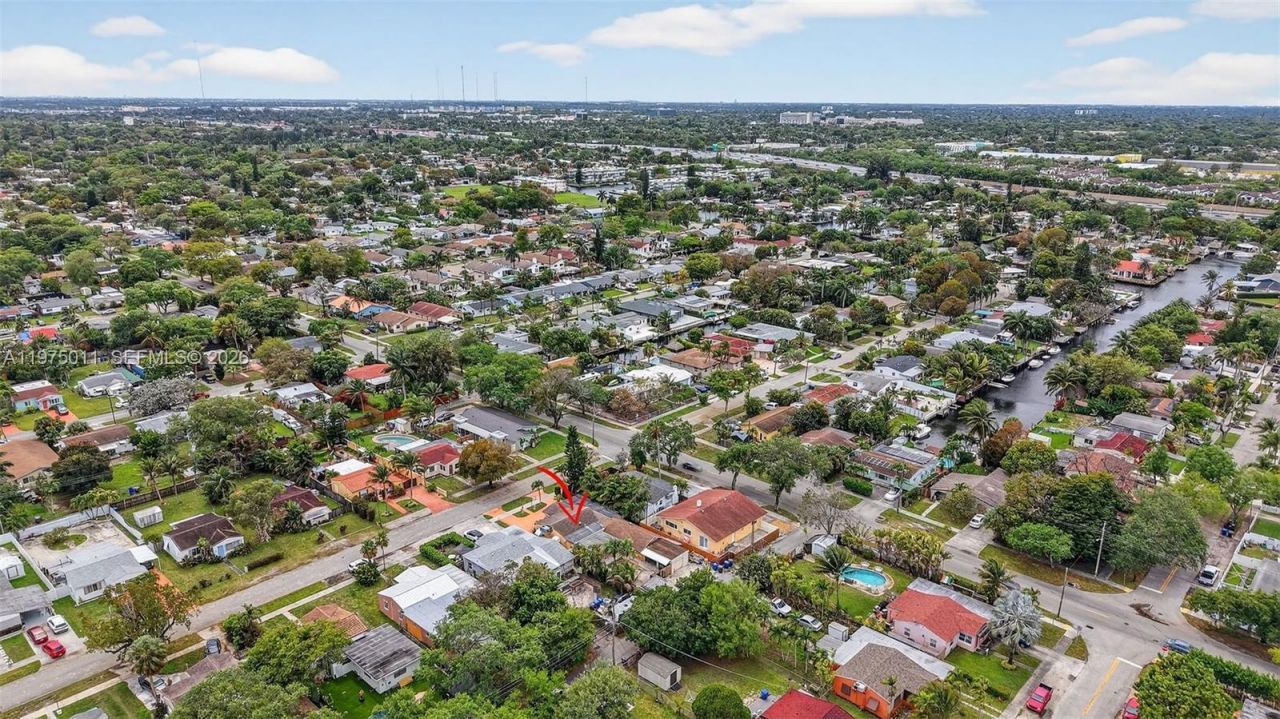 2543 Liberty St , Hollywood, FL 33020 Photo