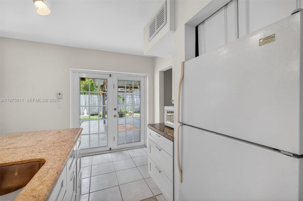2543 Liberty St, Hollywood, FL 33020 Photo