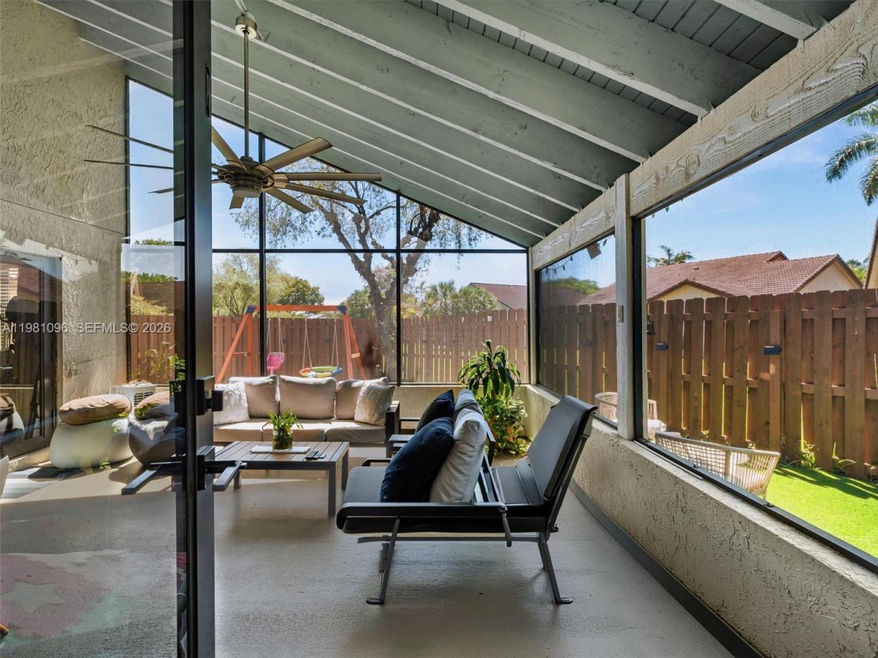 2083 Augusta, Weston, FL 33326 Photo