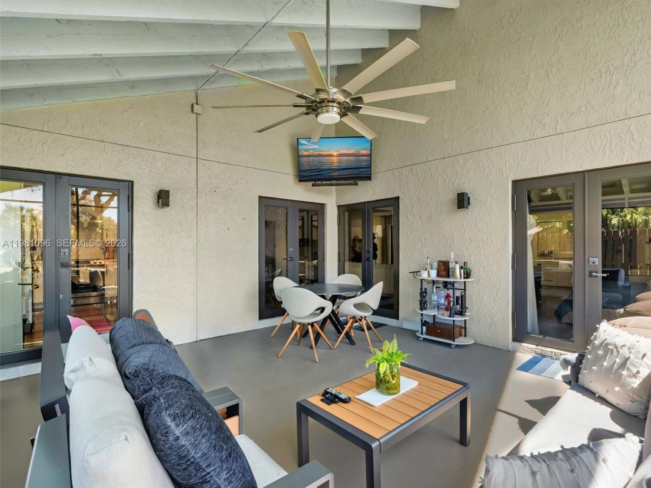 2083 Augusta, Weston, FL 33326 Photo