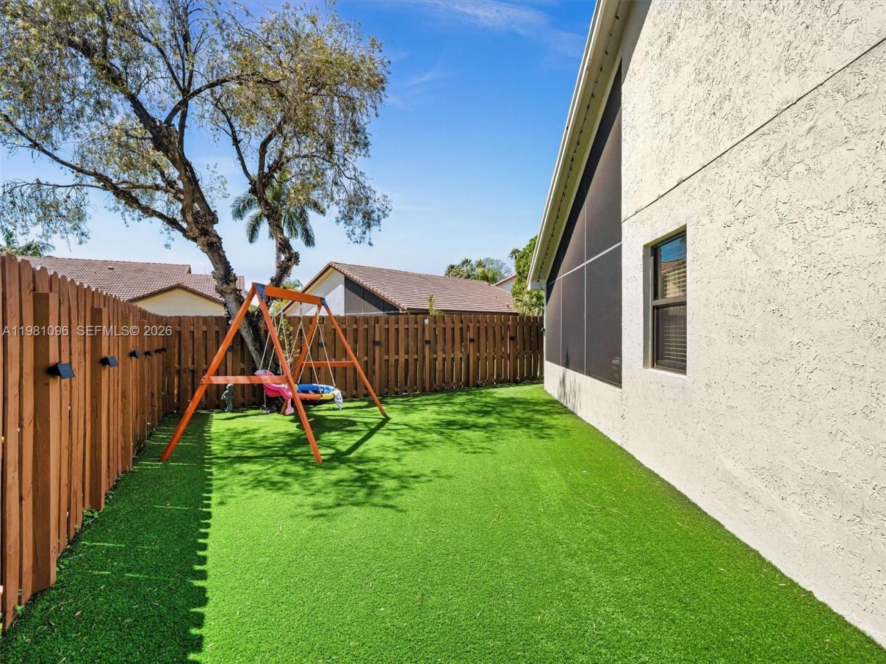 2083 Augusta, Weston, FL 33326 Photo