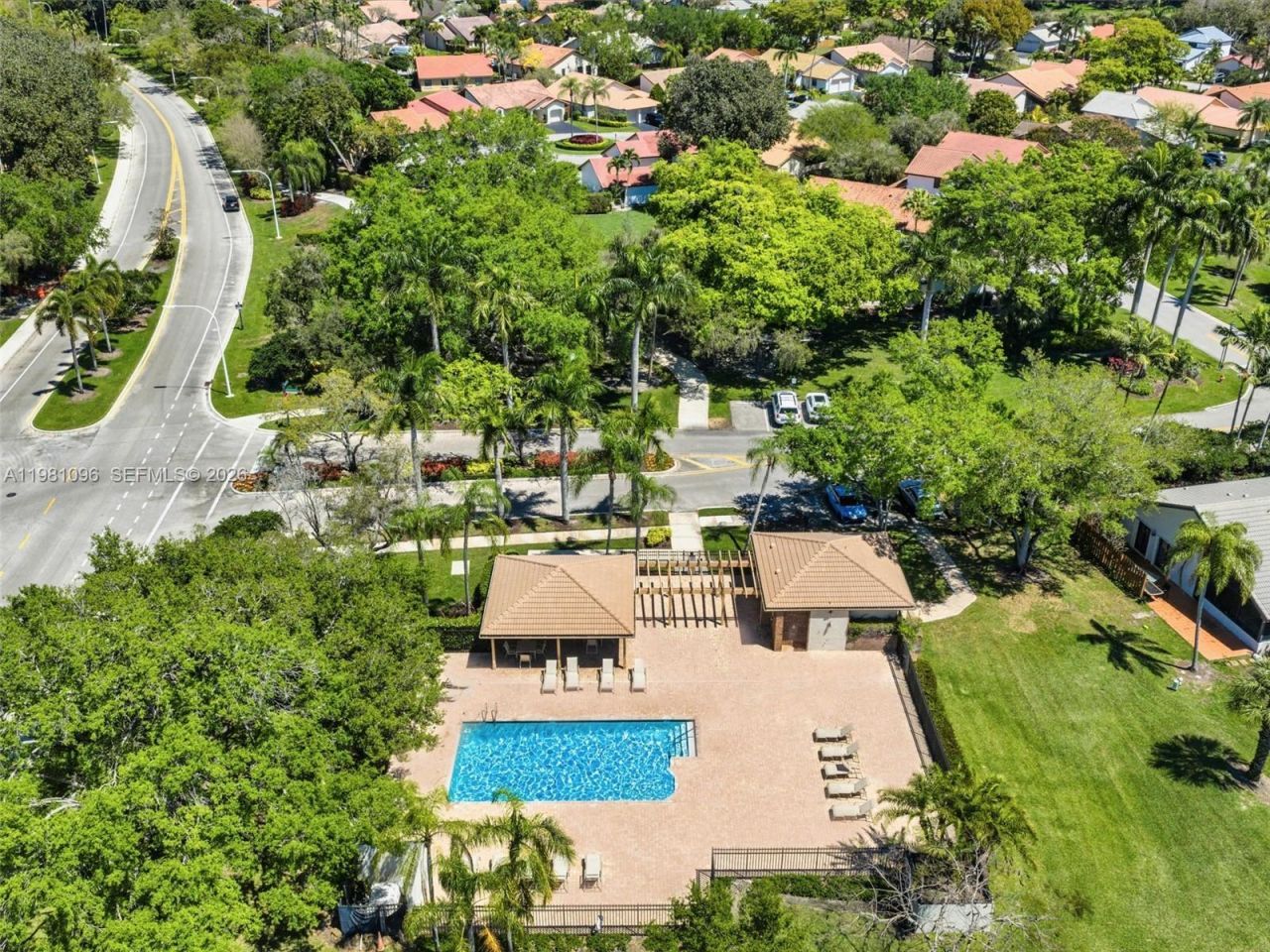 2083 Augusta, Weston, FL 33326 Photo