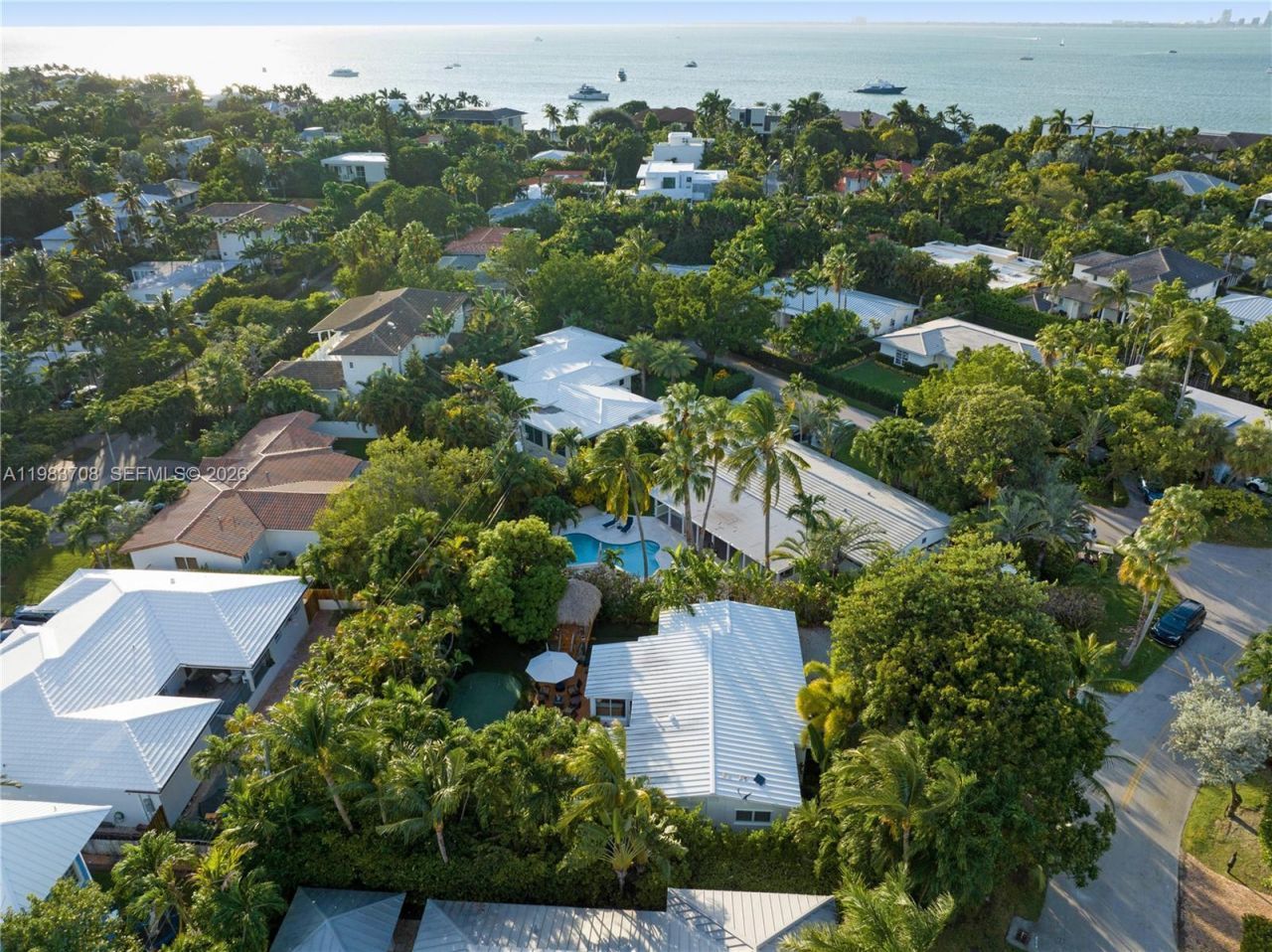 310 Greenwood Dr , Key Biscayne, FL 33149 Photo