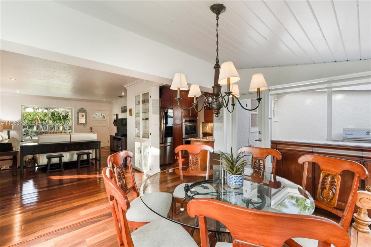 310 Greenwood Dr , Key Biscayne, FL 33149 Photo