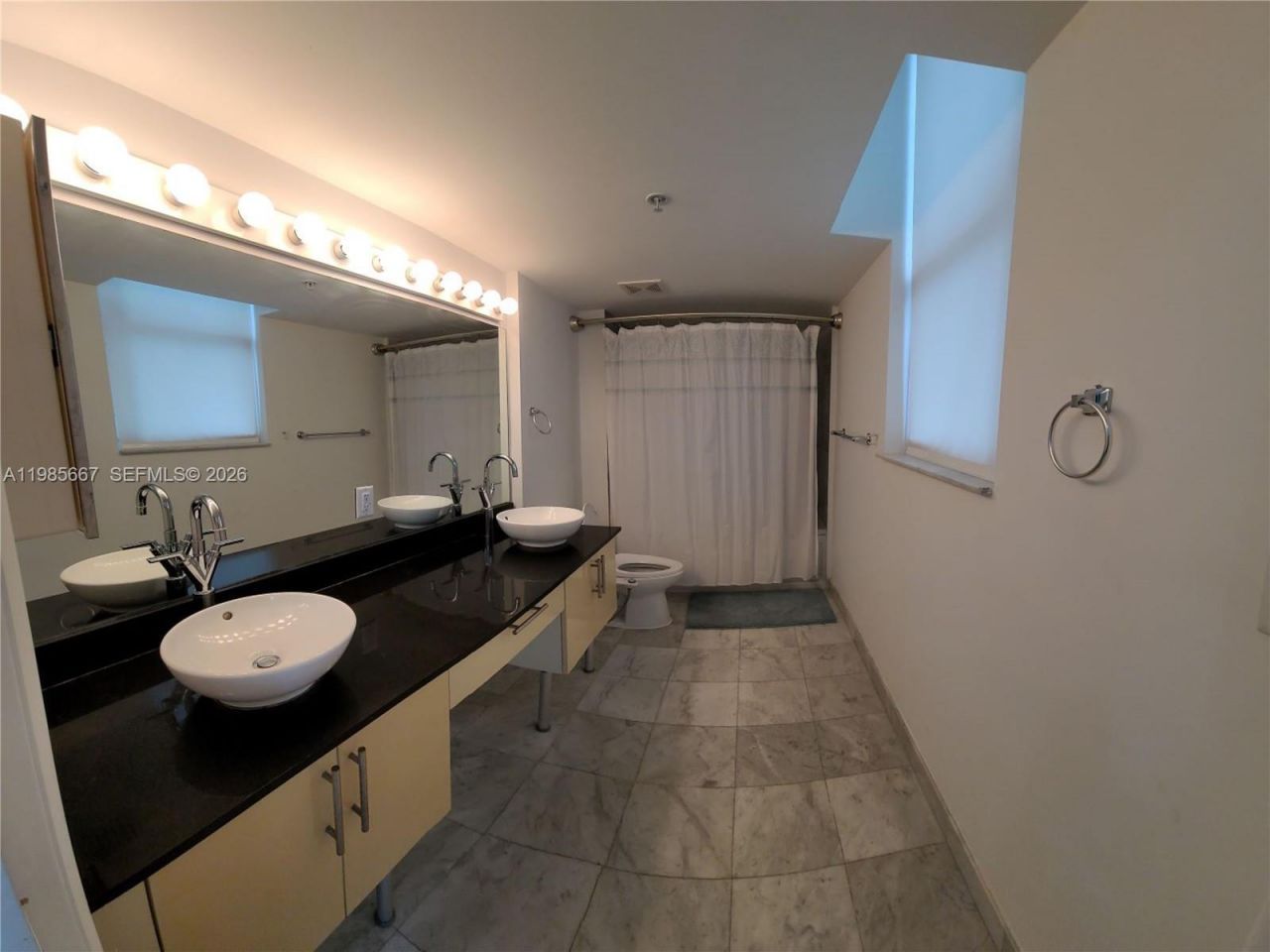 31 SE 5th St, Unit 1110, Miami, FL 33131 Photo