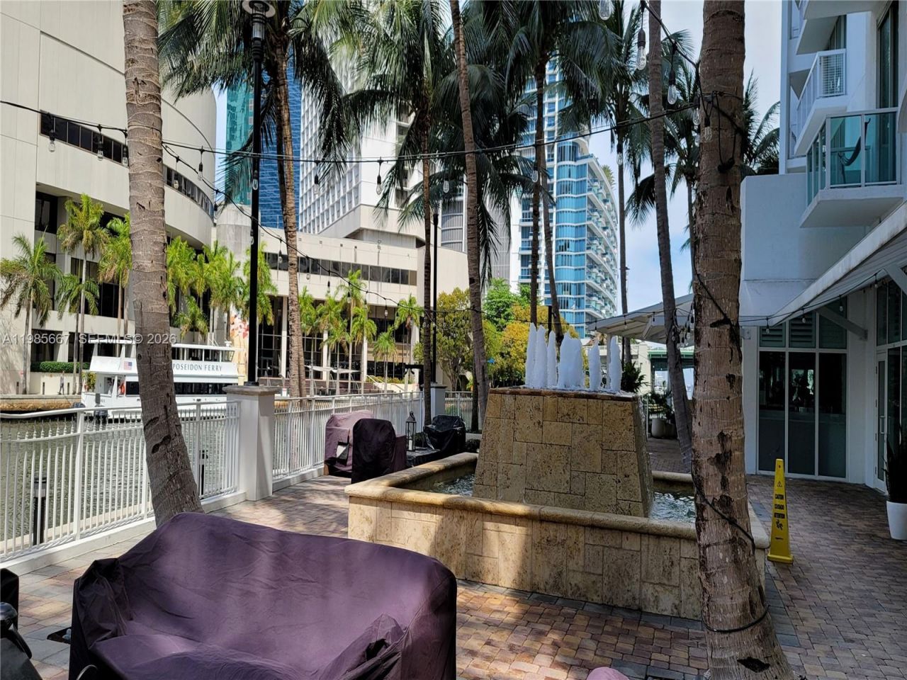 31 SE 5th St, Unit 1110, Miami, FL 33131 Photo