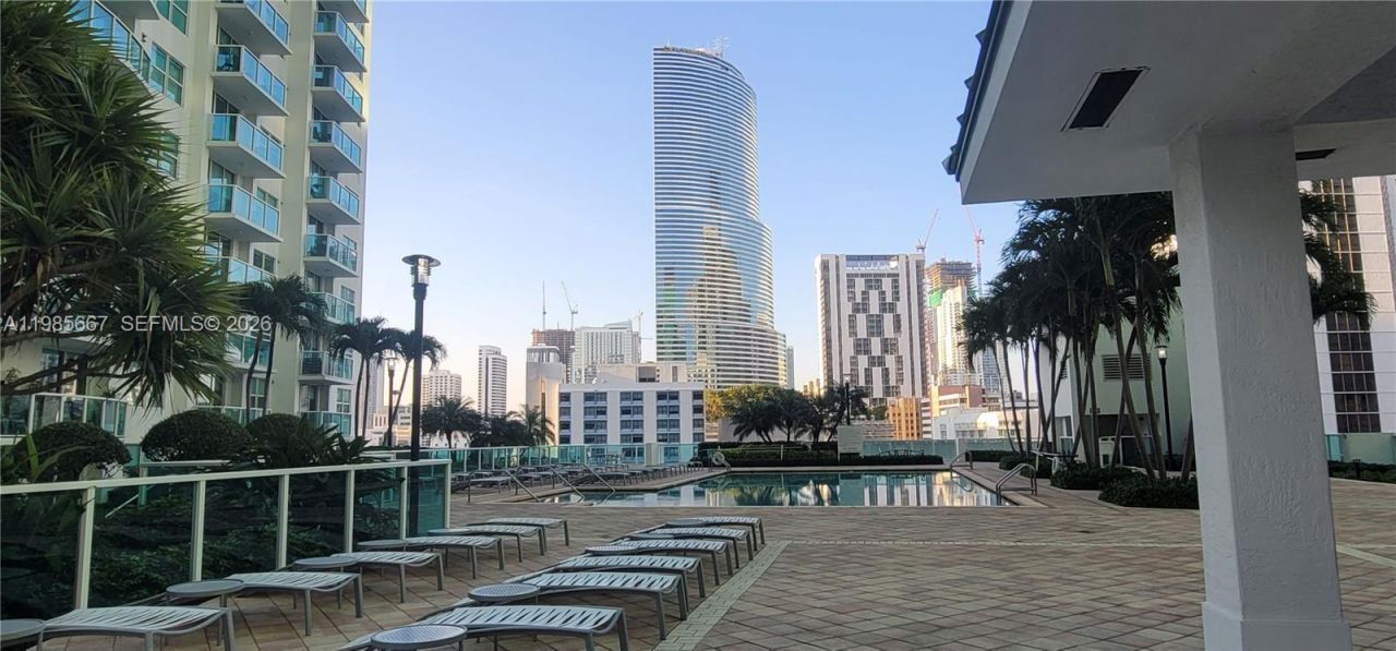 31 SE 5th St, Unit 1110, Miami, FL 33131 Photo