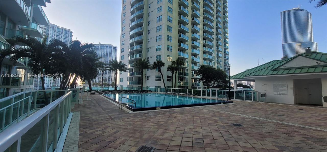 31 SE 5th St, Unit 1110, Miami, FL 33131 Photo