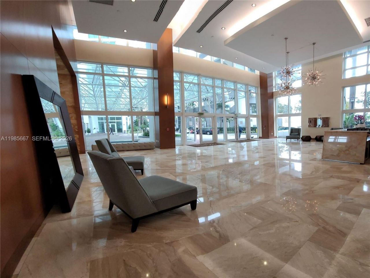 31 SE 5th St, Unit 1110, Miami, FL 33131 Photo