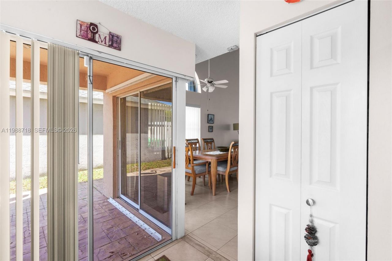 1199 SW 109th Ln , Davie, FL 33324 Photo