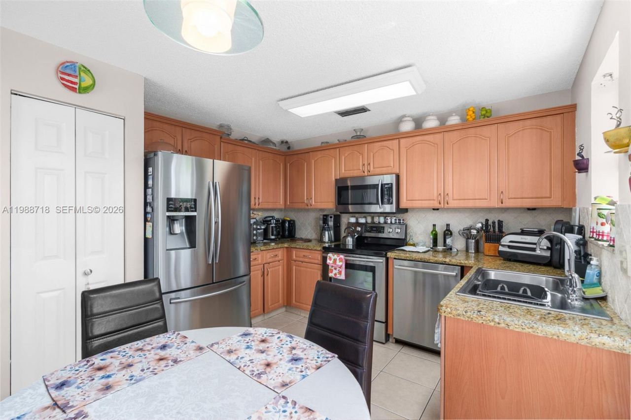 1199 SW 109th Ln , Davie, FL 33324 Photo