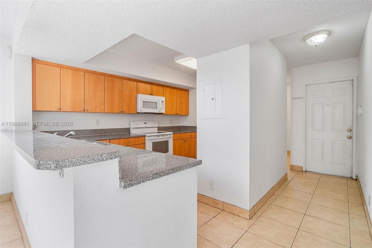 8302 NW 24th St , Unit 8302, Coral Springs, FL 33065 Photo