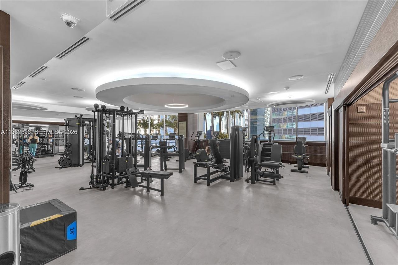 200 Biscayne Boulevard Way, Unit 3707, Miami, FL 33131 Photo