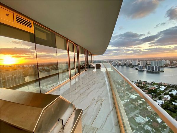 18975 Collins Ave , Unit 5105, Sunny Isles Beach, FL 33160