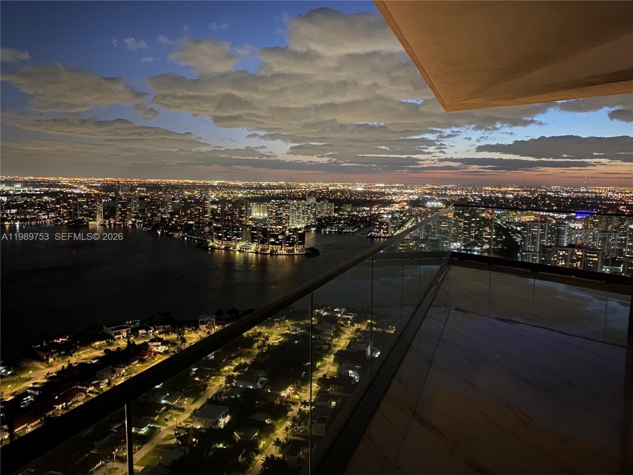 18975 Collins Ave , Unit 5105, Sunny Isles Beach, FL 33160 Photo