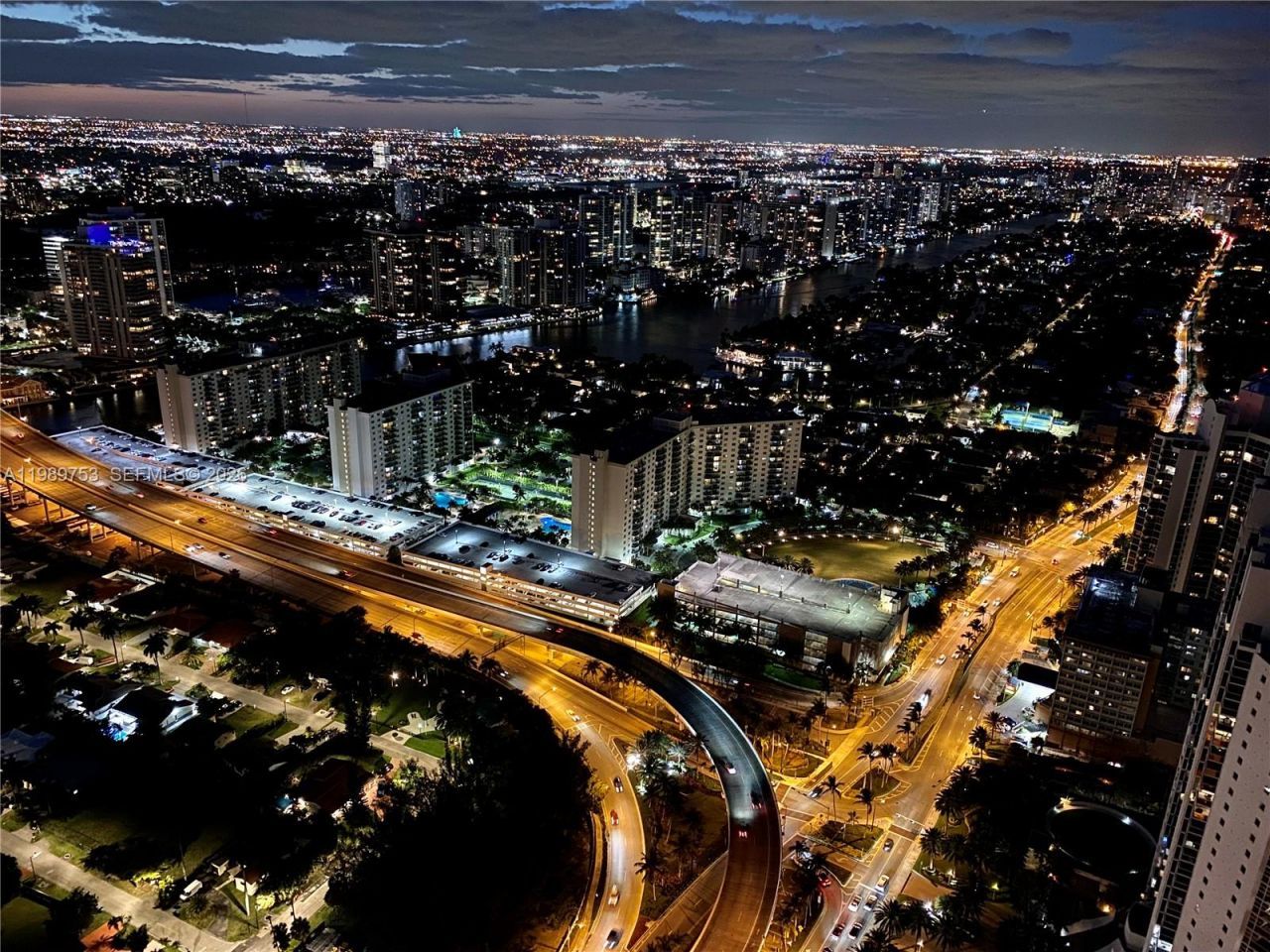 18975 Collins Ave , Unit 5105, Sunny Isles Beach, FL 33160 Photo