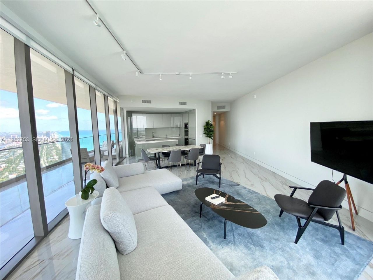 18975 Collins Ave , Unit 5105, Sunny Isles Beach, FL 33160 Photo
