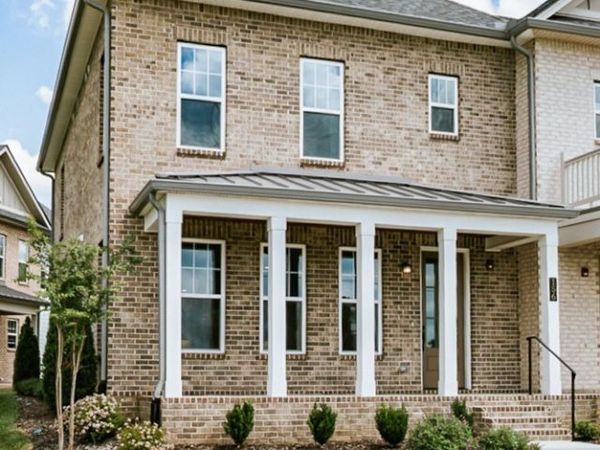 400 Perch Steet, Hendersonville, TN 37075