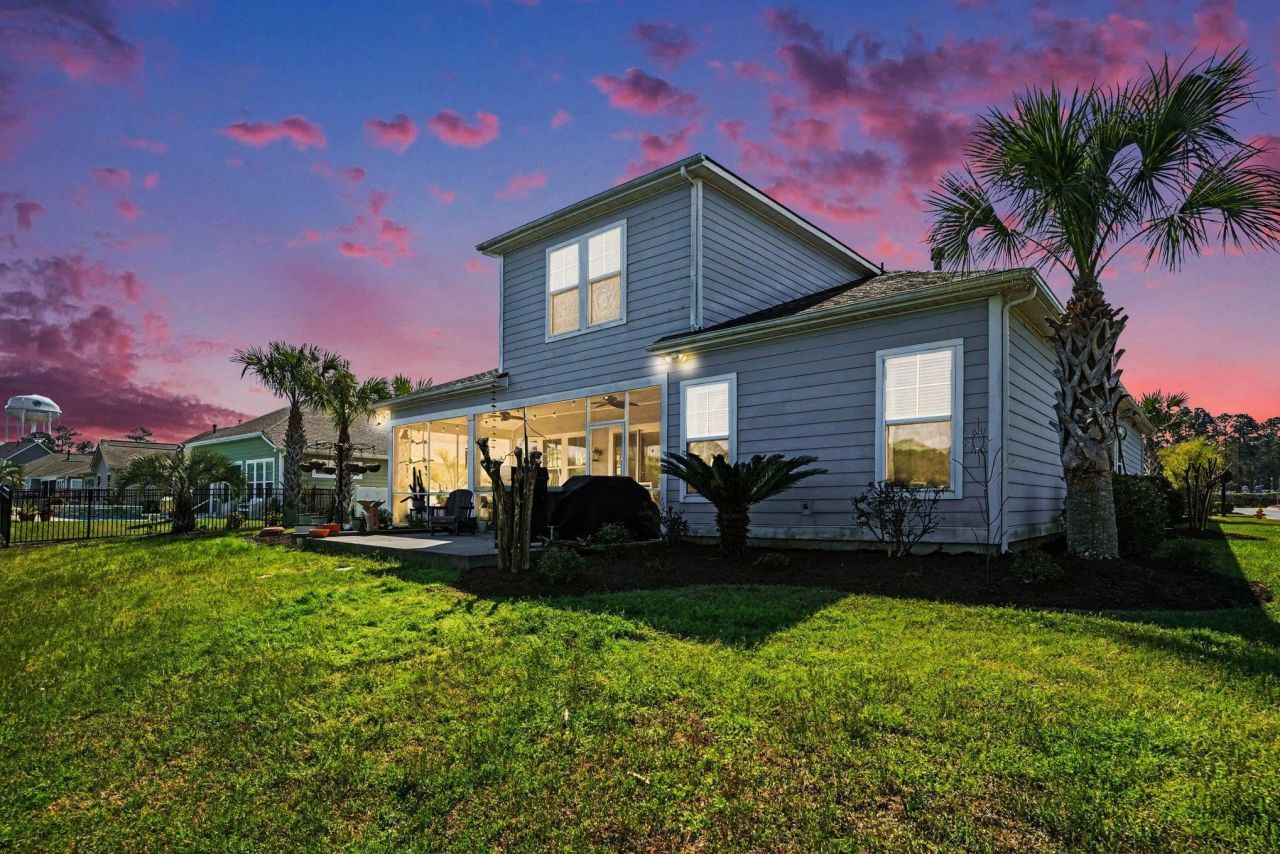 51 Hyacinth Loop Photo 13