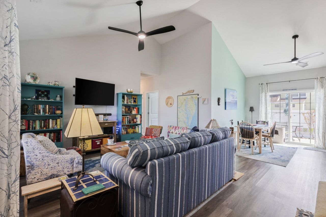 305 Rycola Circle Photo 12