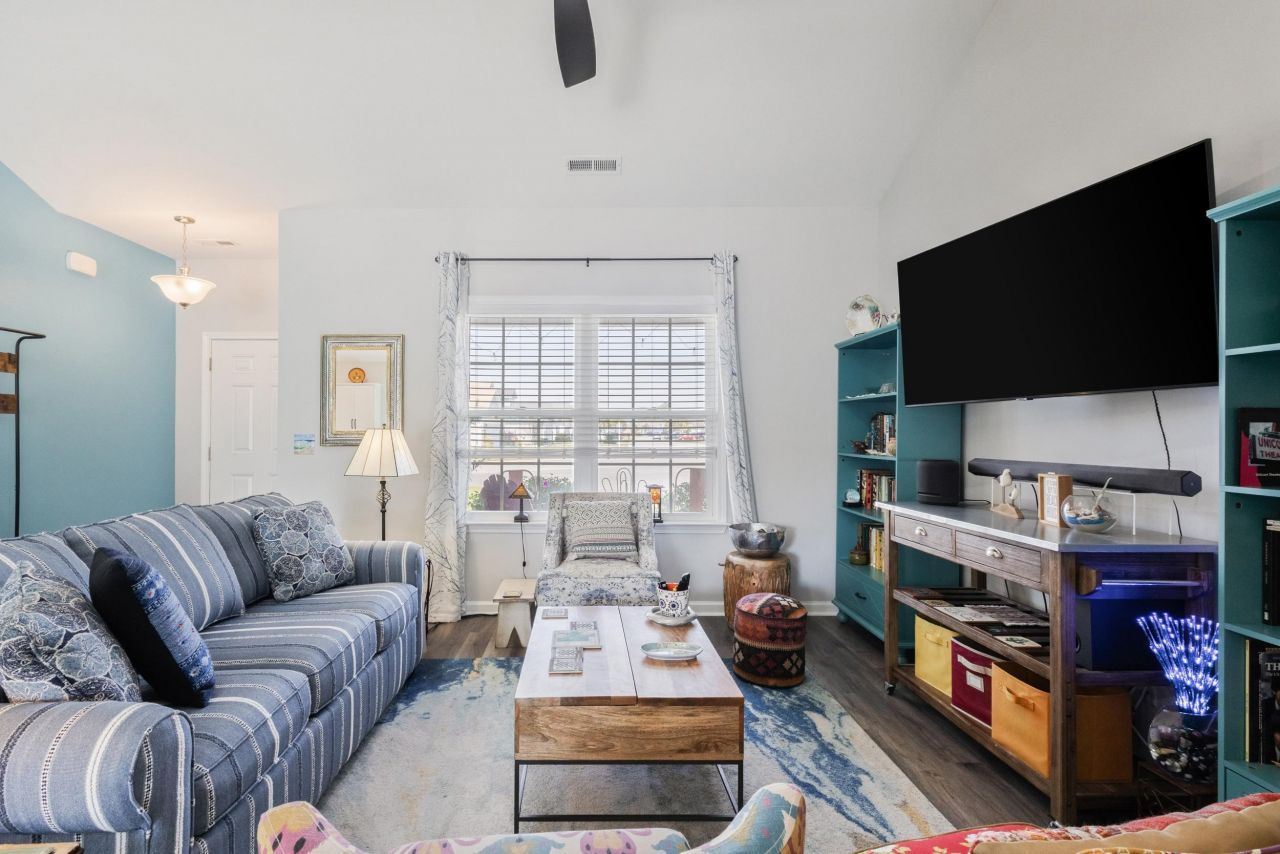 305 Rycola Circle Photo 13