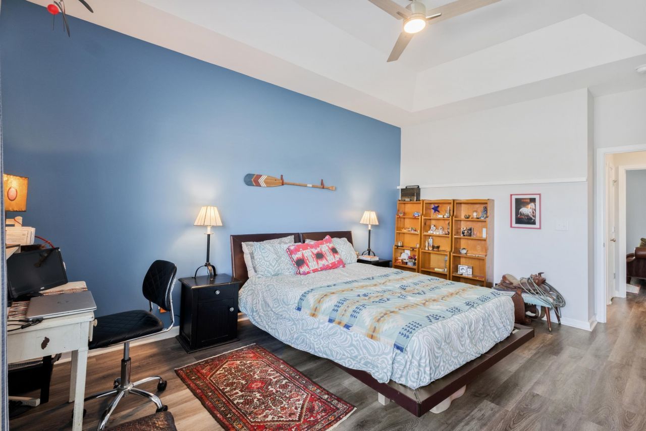 305 Rycola Circle Photo 24