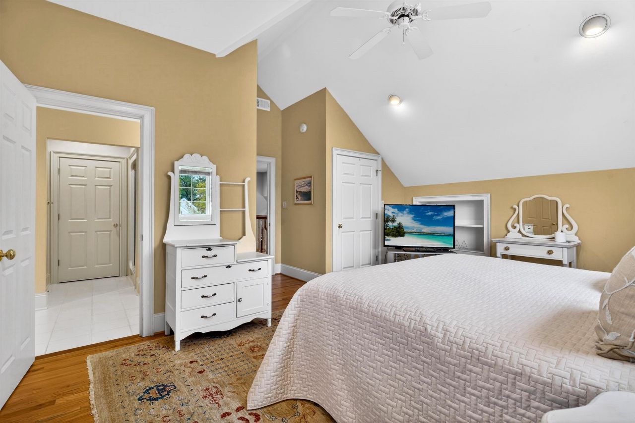 20 Brandon Way  Photo 56