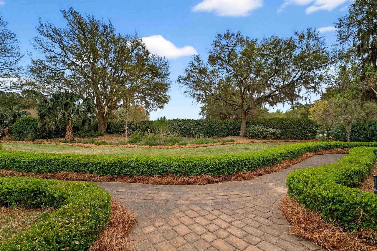 20 Brandon Way  Photo 82