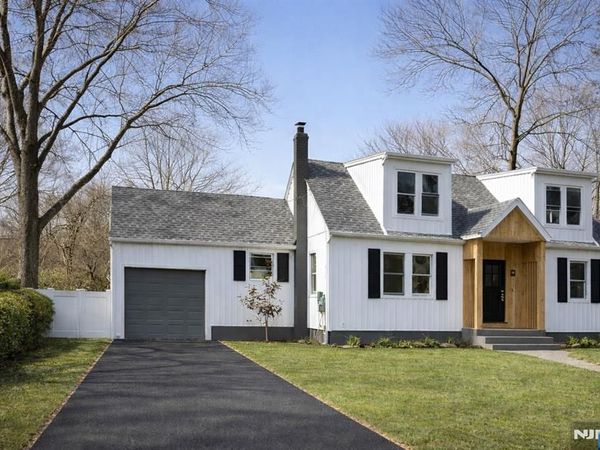 28 Kensington Avenue, NORWOOD, NJ 07648