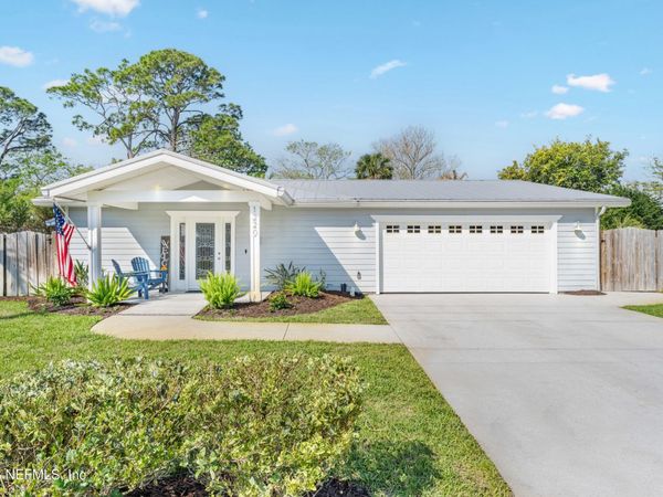 1220 10TH Street N, Jacksonville Beach, FL 32250