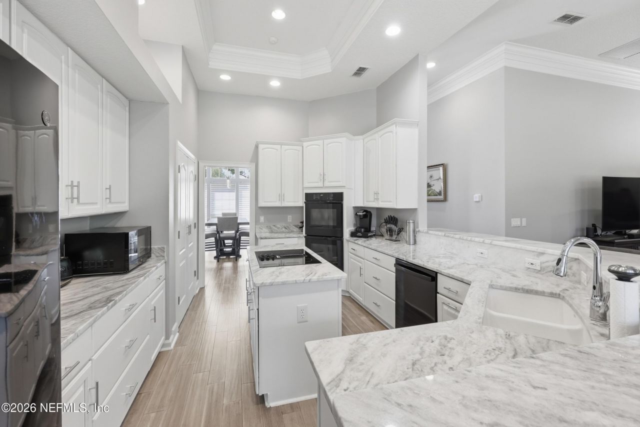 9911 Chelsea Lake Road, Jacksonville, FL 32256 Photo