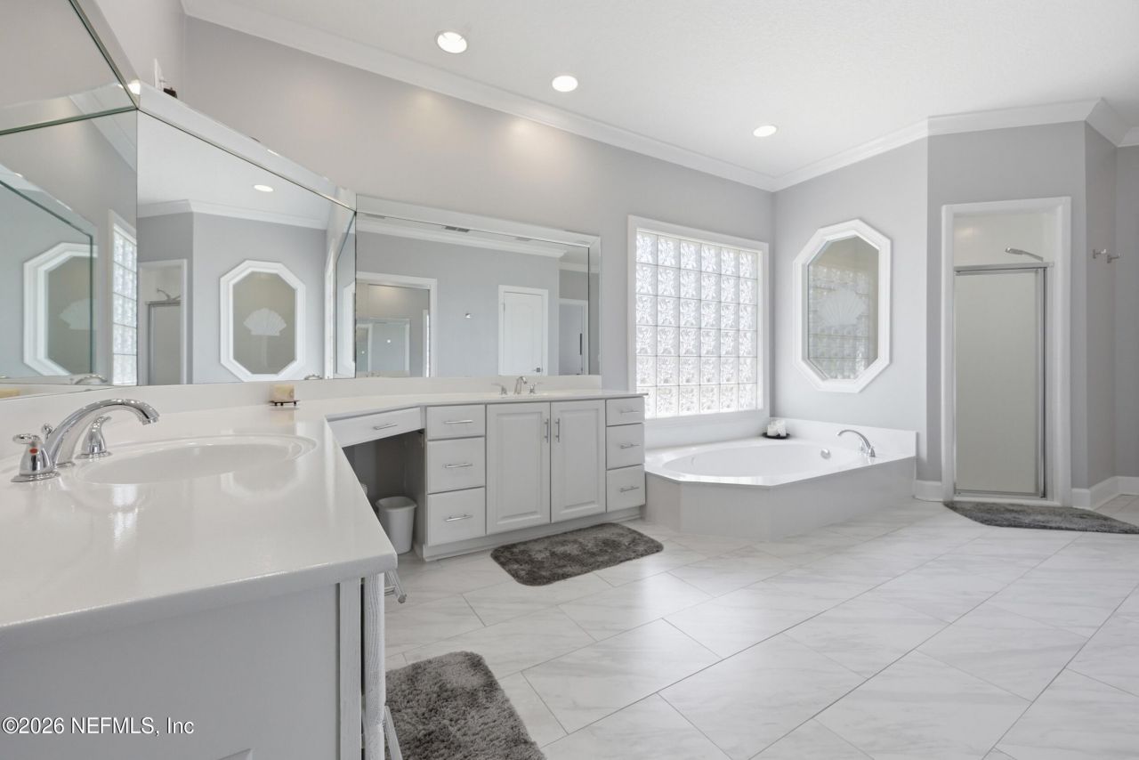 9911 Chelsea Lake Road, Jacksonville, FL 32256 Photo