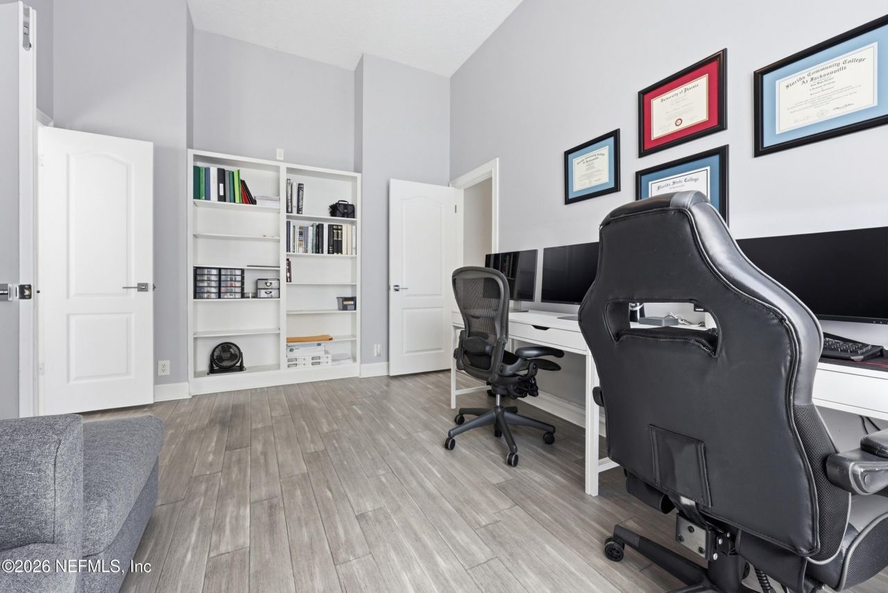 9911 Chelsea Lake Road, Jacksonville, FL 32256 Photo