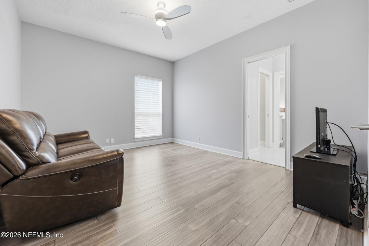 9911 Chelsea Lake Road, Jacksonville, FL 32256 Photo