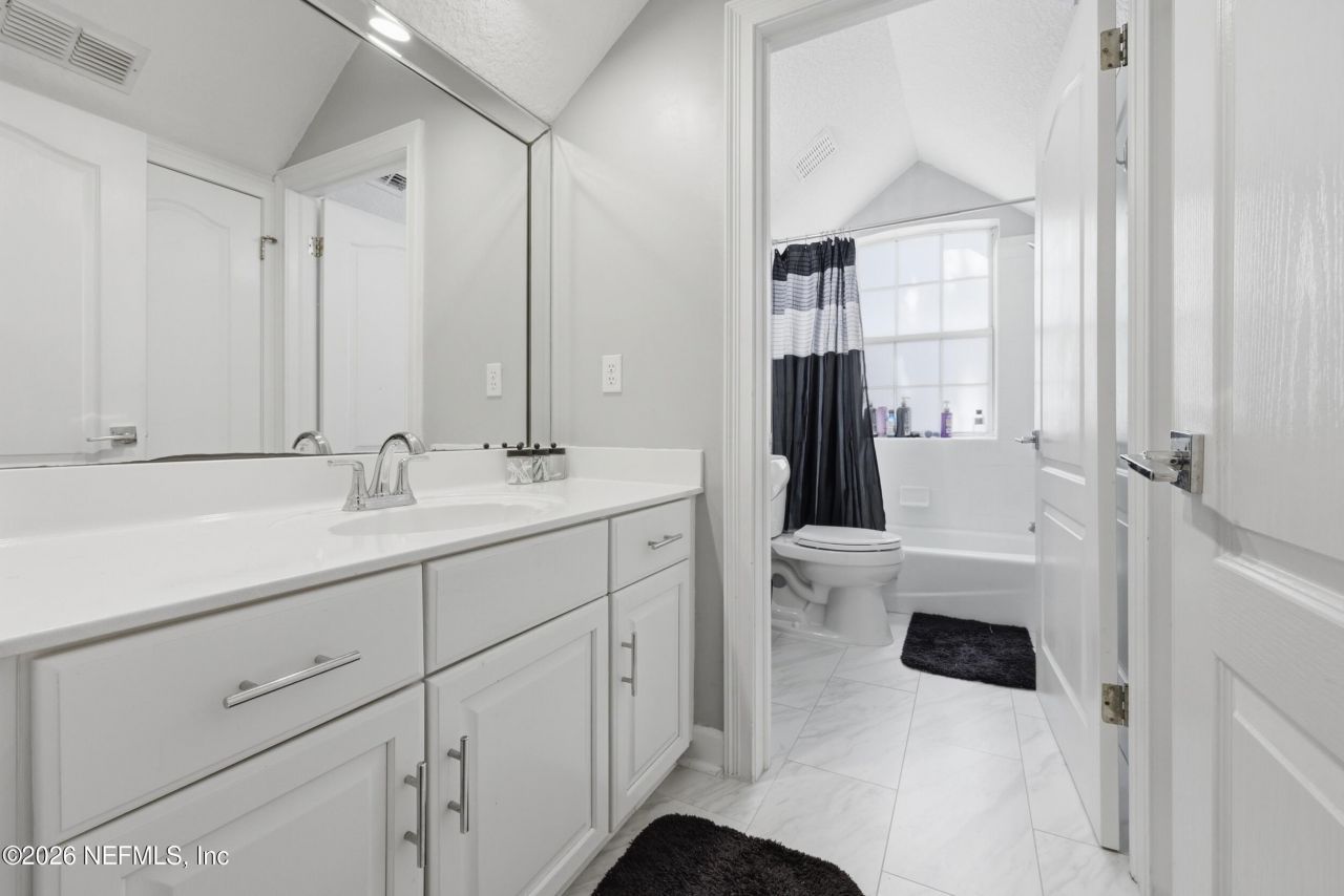 9911 Chelsea Lake Road, Jacksonville, FL 32256 Photo