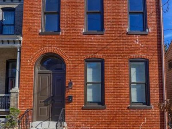 107 CHURCH STREET, LANCASTER, PA 17602