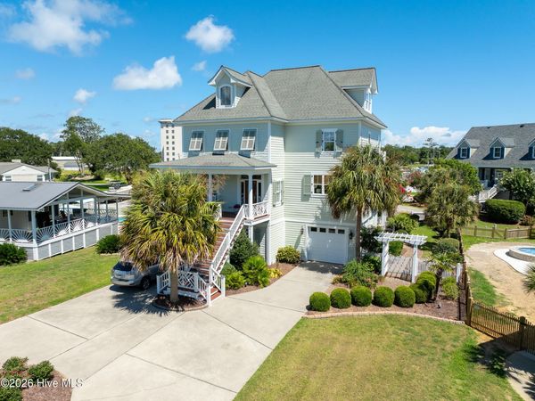 111 Riverside Avenue, Morehead City, NC 28557