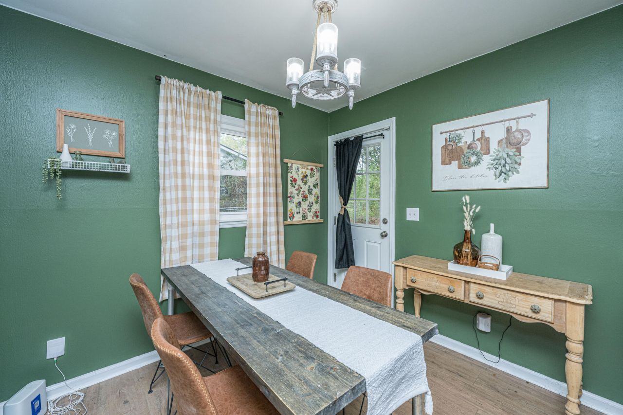 113 Millburn Avenue Photo 17