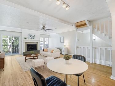 6808 Eastridge Drive, Unit B4, Dallas, TX 75231