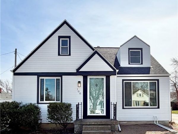 100 Calvin Court S, Tonawanda, NY 14150