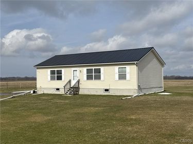 17575 County Route 63 , Adams Center, NY 13606