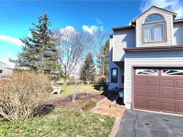 128 Sudbury Drive, Liverpool, NY 13088