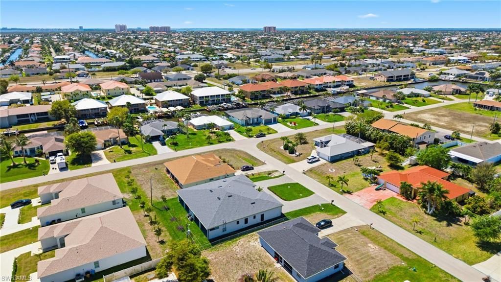 4623 SW 9th Ave, Cape Coral, FL 33914 Photo