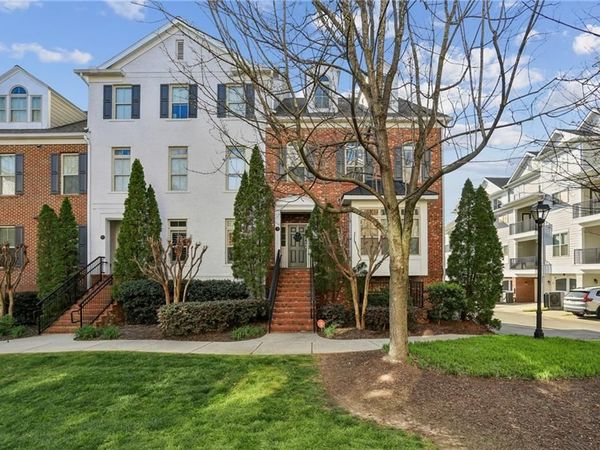 189 Le Gran Court, Atlanta, GA 30328