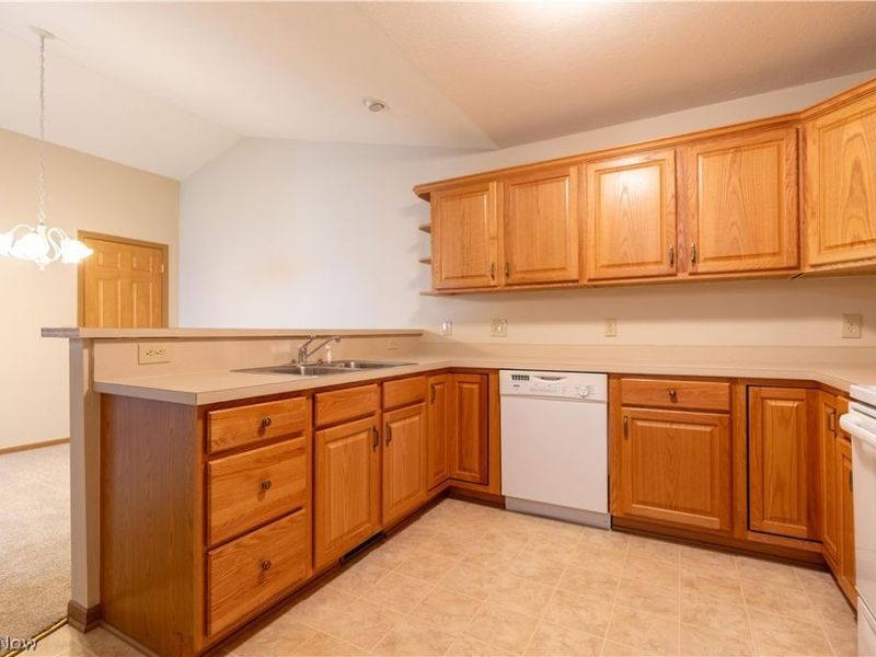 2450 Wright State Drive SE, Massillon, OH 44646 Photo 16